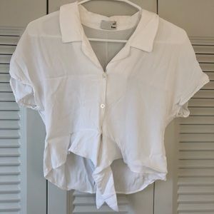 Tie front Wilfred Free collared button down crop shirt